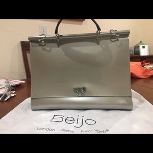 Beijo Messenger bag